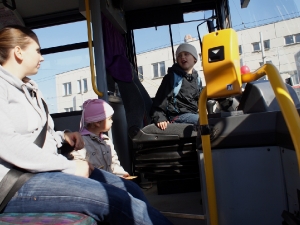 Tobík v autoškole s paní učitelkou